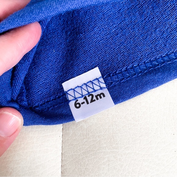 Portage & Main 🇨🇦 • Beanie - Picture 2 of 3